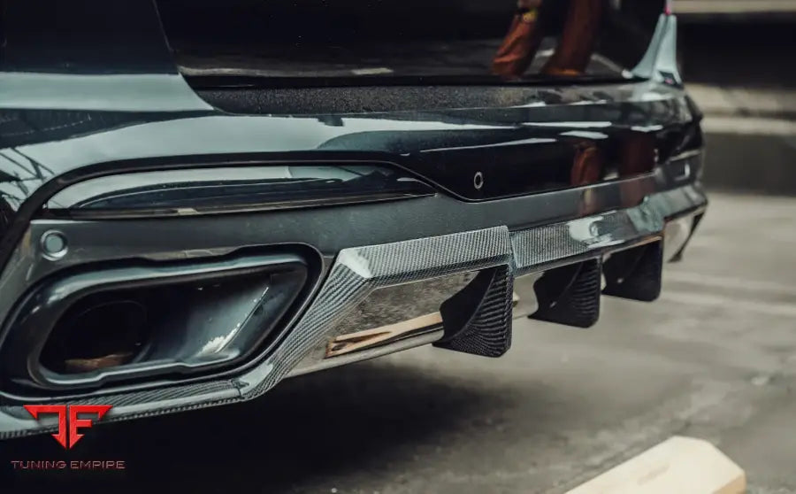 BMW X7 G07 CARBON FIBER PARTS 2019Y