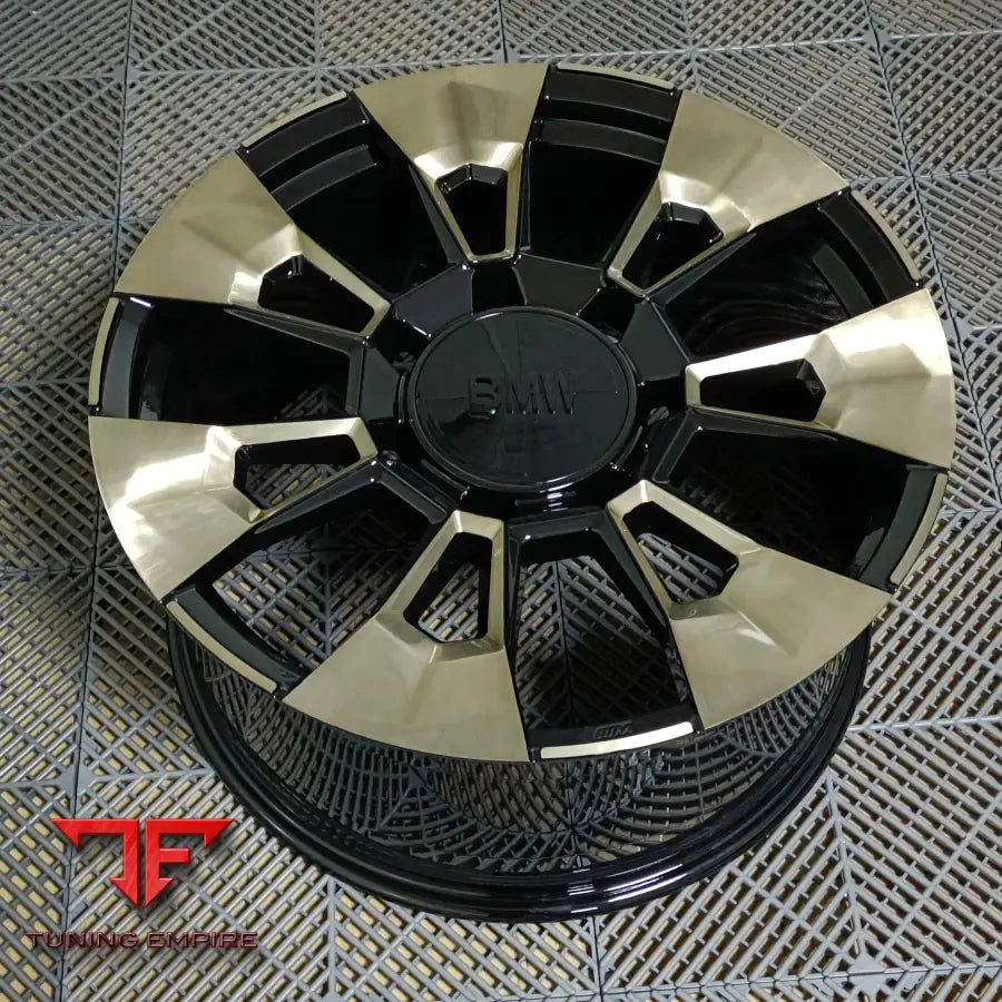 BMW XM 2022 + WHEELS