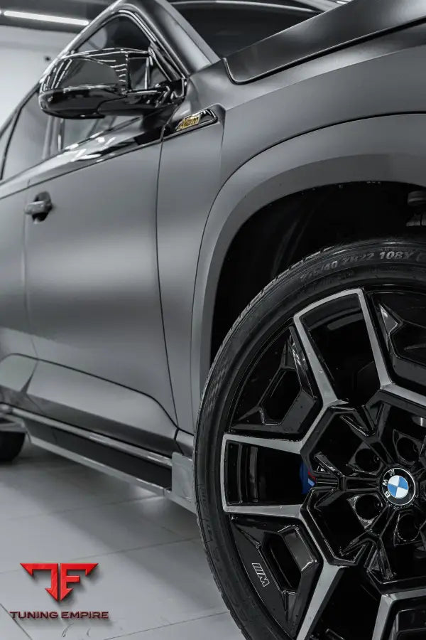 BMW XM CARBON BODY KIT ’RAZOR’