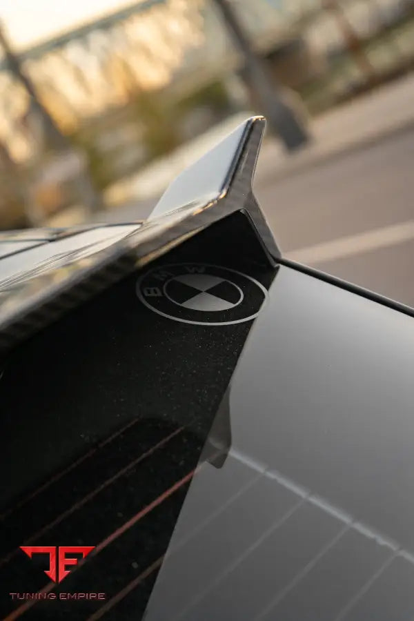 BMW XM CARBON BODY KIT ’RAZOR’