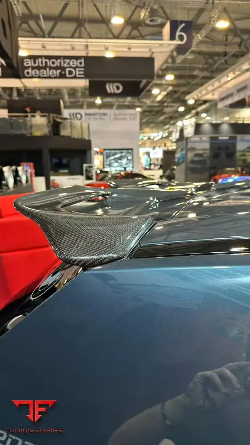BMW XM CARBON FIBER AERODYNAMIC KIT
