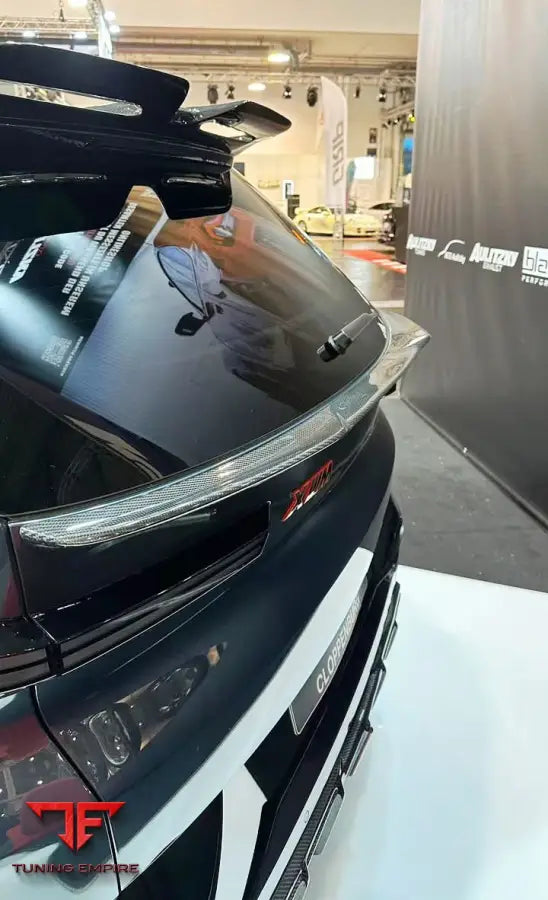 BMW XM CARBON FIBER AERODYNAMIC KIT
