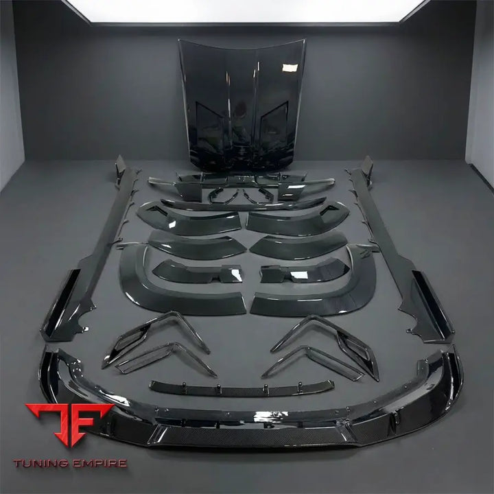 BMW XM CARBON FIBER BODY KIT
