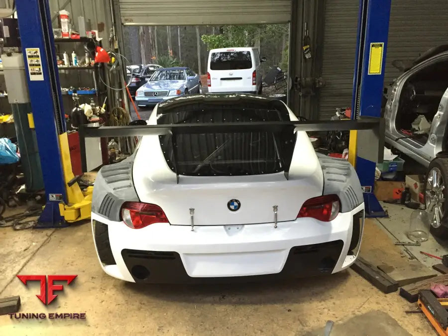 BMW Z4 E86 GT-R RACING KIT