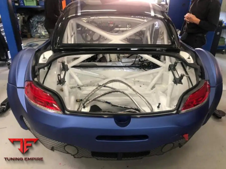 BMW Z4 E89 GT3 RACING CARBON BODY KIT - latest Gen.