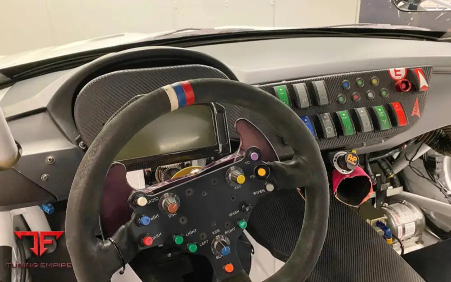 BMW Z4 E89 GT3 RACING CARBON BODY KIT - latest Gen.