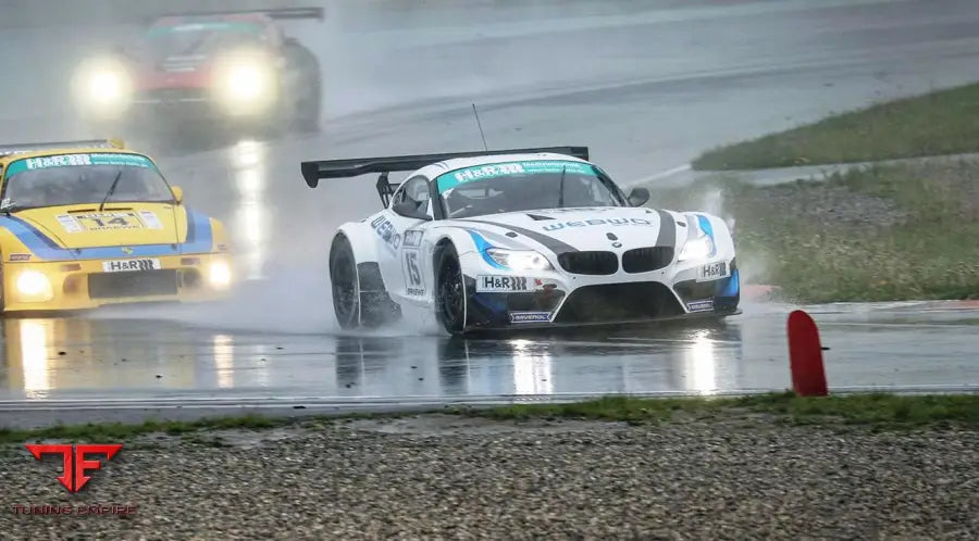 BMW Z4 E89 GT3 RACING CARBON BODY KIT - latest generation