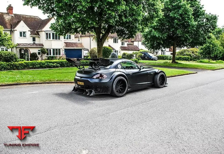 BMW Z4 E89 GT3 STREET CARBON BODY KIT