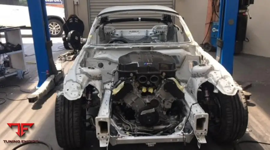 BMW Z4 E89 GT3-style racing kit