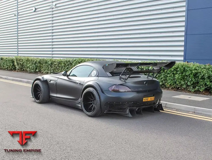 BMW Z4 GT3 STREET BODY KIT