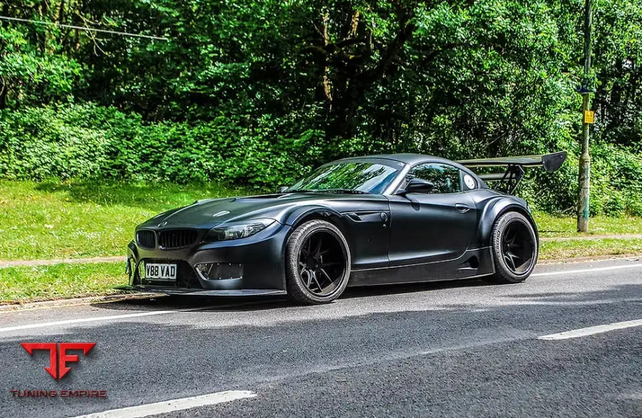 BMW Z4 GT3 STREET BODY KIT