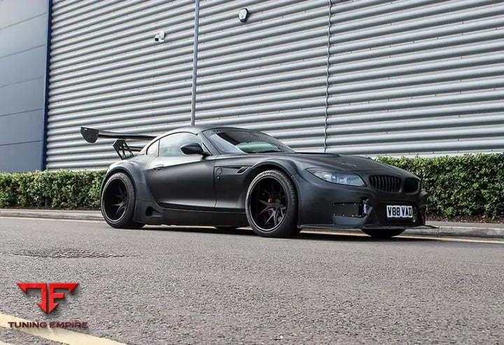 BMW Z4 GT3 STREET BODY KIT