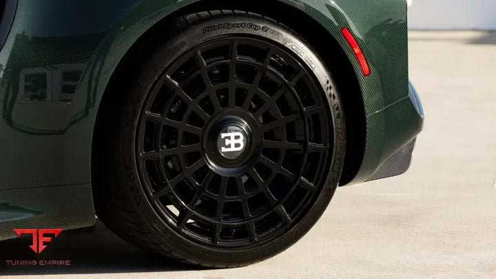 BUGATTI CHIRON FORGED WHEELS AND EXHAUST SYSTEM