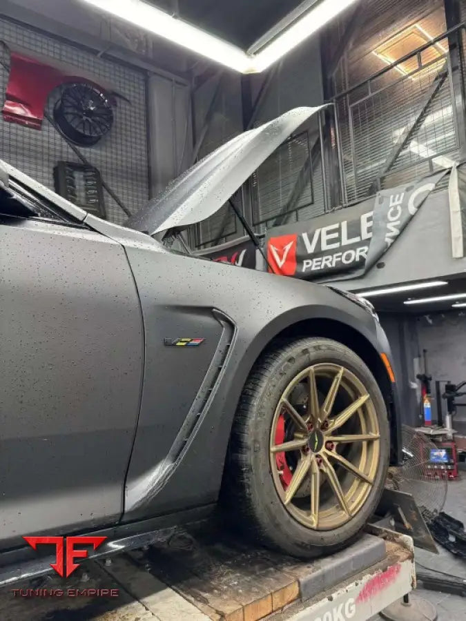 CADILLAC CT5 2019 + BODY KIT