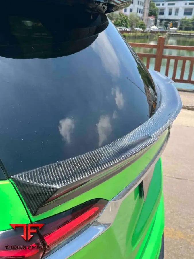 CADILLAC XT6 2019 + CARBON FIBER BODY KIT