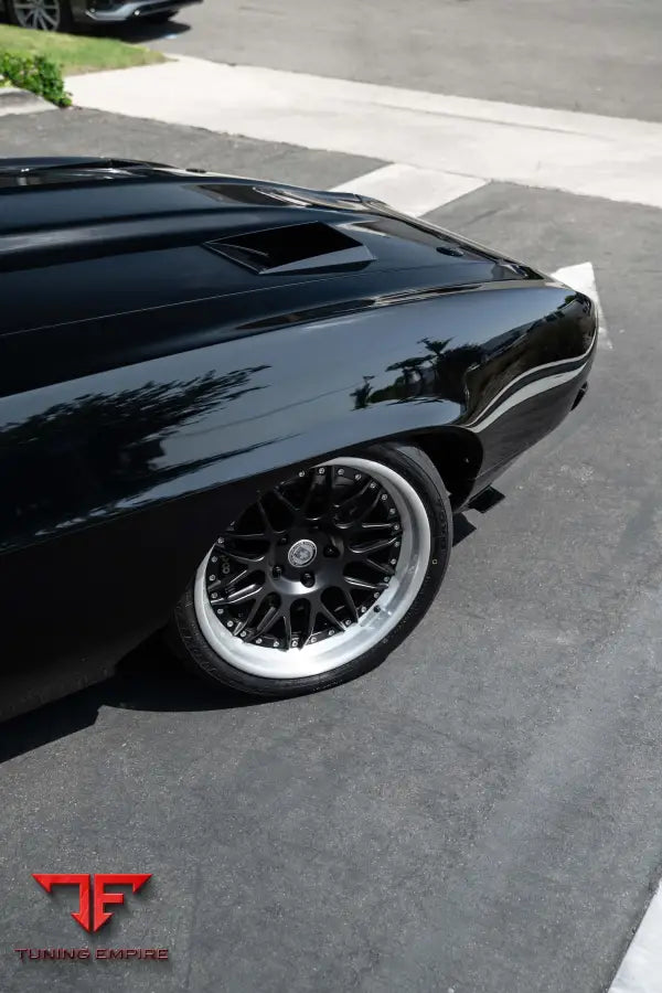 CHEVROLET CAMARO FORGED WHEELS AND EXHAUST SYSTEM