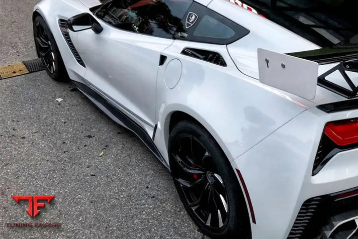 CORVETTE Z06 GRANDSPORT AR STYLE CARBON FIBER SIDE SKIRTS BSD