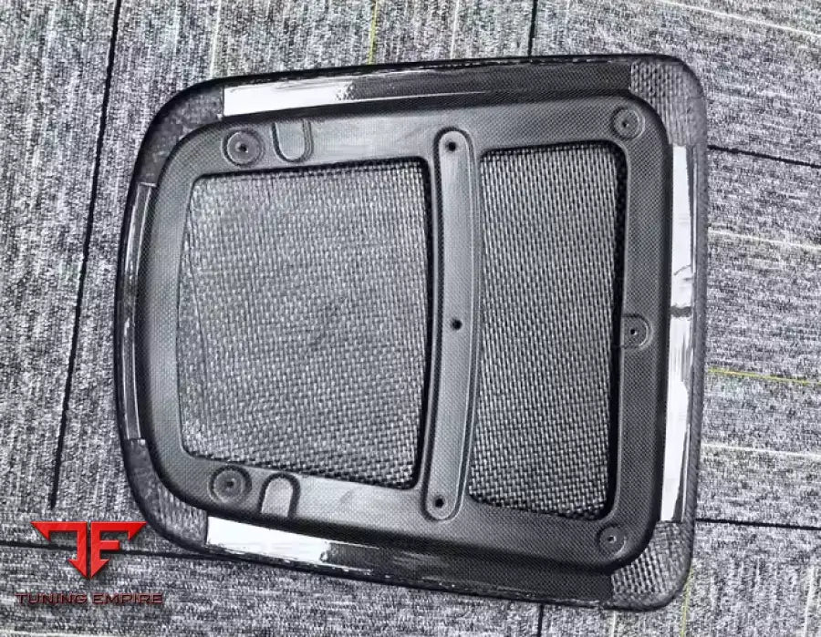 FERRARI 296 OEM CARBON BODY KIT PARTS