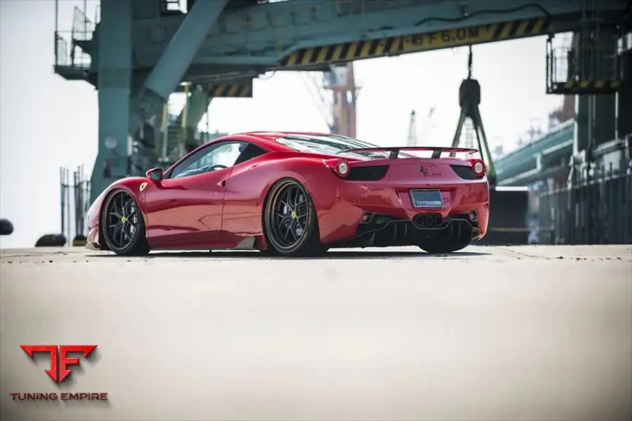 FERRARI 458 ITALIA BODY KIT WIHT WHEEL