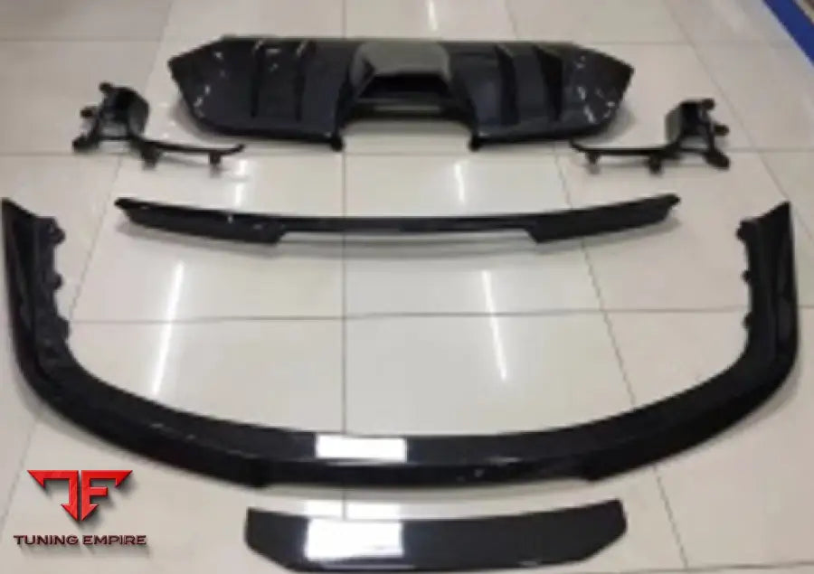 FERRARI 458 ITALIA SPIDER CARBON BODY KIT