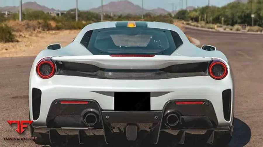 FERRARI 488 CARBON FIBER BODY KIT