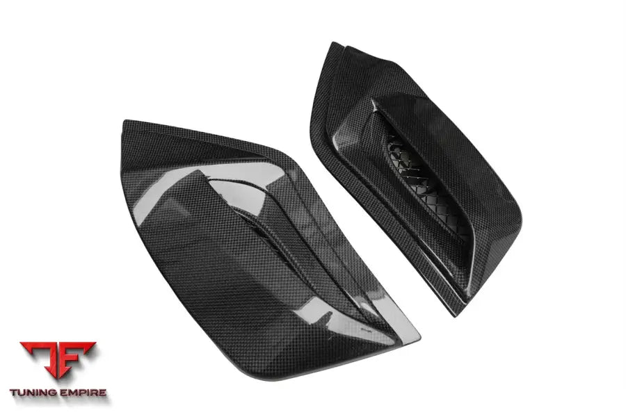 FERRARI 488 SPYDER DRY CARBON FIBER ENGINE HOOD WITH GLASS BSD