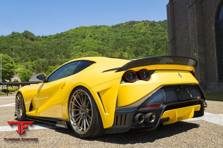 FERRARI 812 BODY KIT