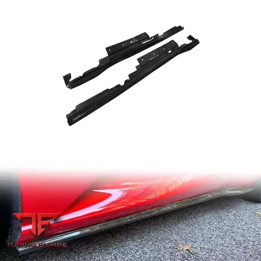 FERRARI 812 OEM CARBON FIBER BODY KIT