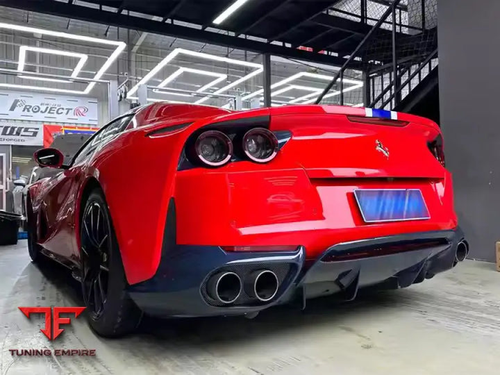 FERRARI 812 OEM CARBON FIBER BODY KIT