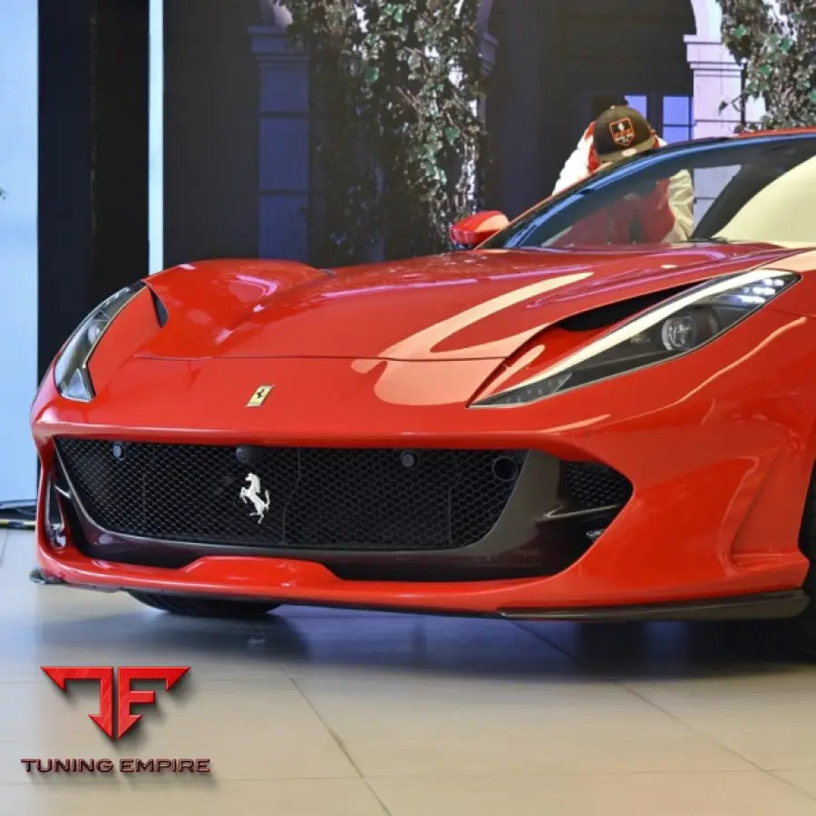 FERRARI 812 OEM DRY CARBON FIBER BODY KIT