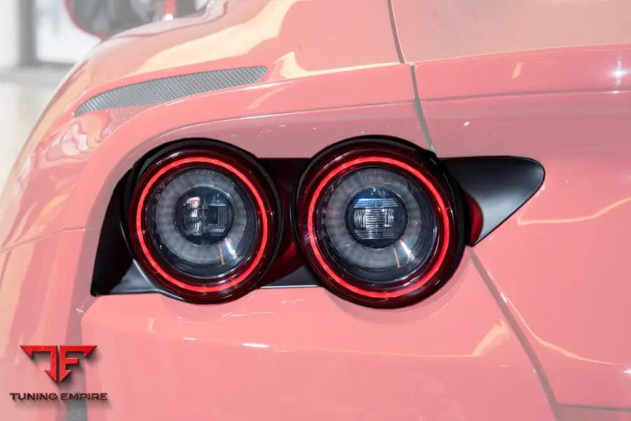 FERRARI 812 SUPERFAST OEM STYLE DRY CARBON FIBER TAIL LIGHTS SURROUND SATELLITES BSD