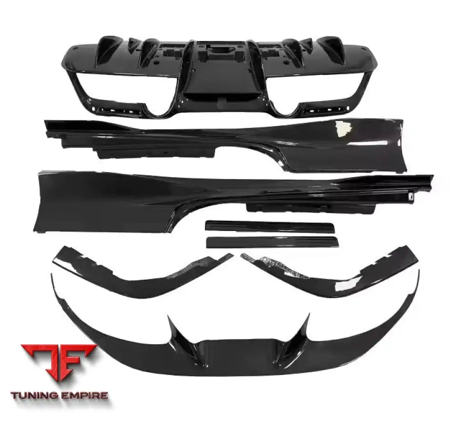 FERRARI F8 OEM CARBON FIBER BODY KIT