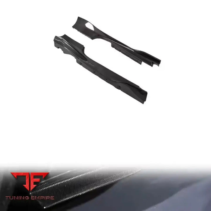 FERRARI F8 OEM CARBON FIBER BODY KIT