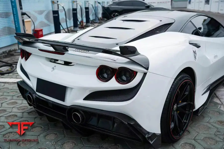 Ferrari F8