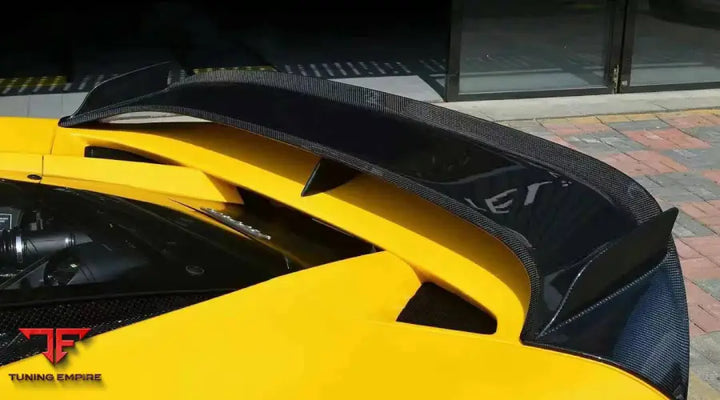 Ferrari F8