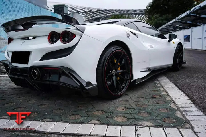FERRARI F8 CARBON FIBER PARTS