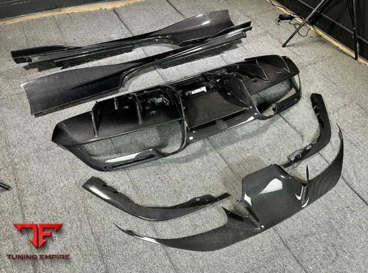 FERRARI F8 OEM CARBON BODY KITS PARTS