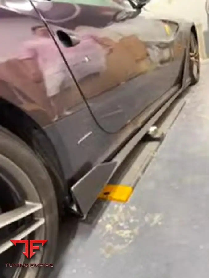 FERRARI FF CARBON PARTS