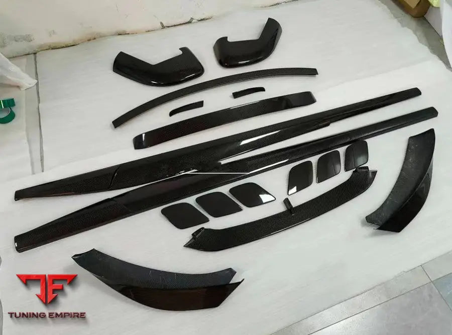 FERRARI GTC4 LUSSO DRY CARBON KIT 2016 - 2020