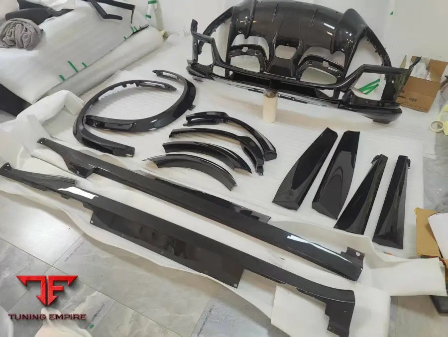 FERRARI PUROSANGUE OEM STYLE CARBON FIBER BODY KIT