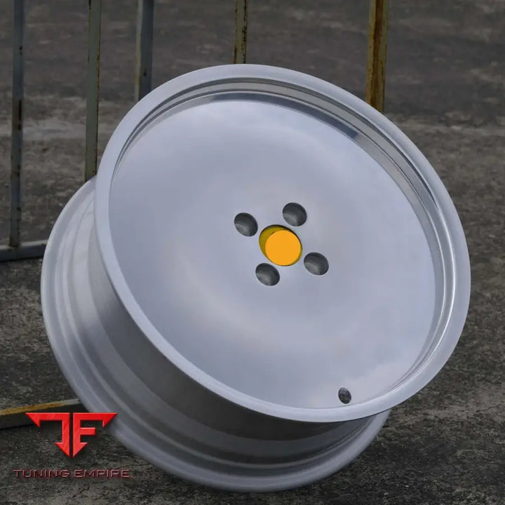 FERRARI ROMA F30 WHEELS