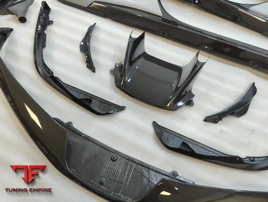 FERRARI SF90 CARBON OEM STYLE FIBER PARTS