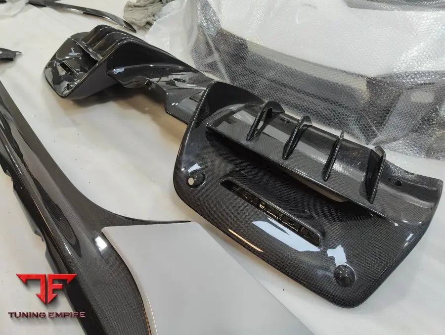 FERRARI SF90 OEM STYLE CARBON PARTS