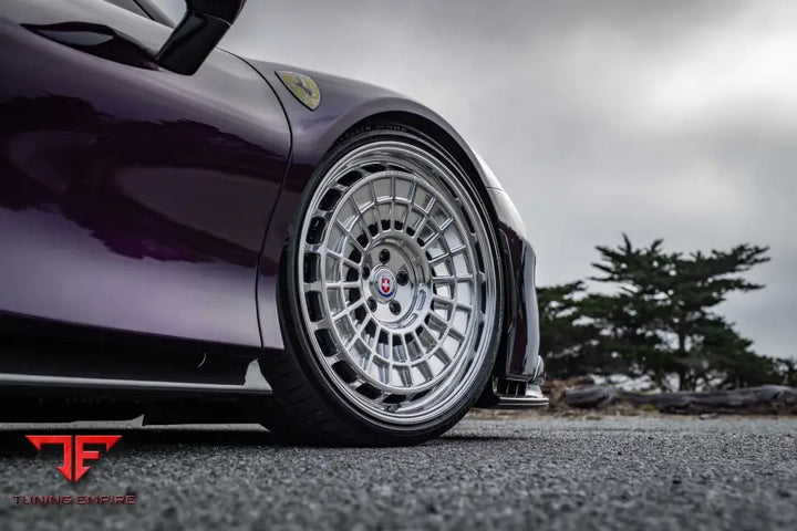 FERRARI SF90 FORGED WHEELS AND EXHAUST SYSTEM