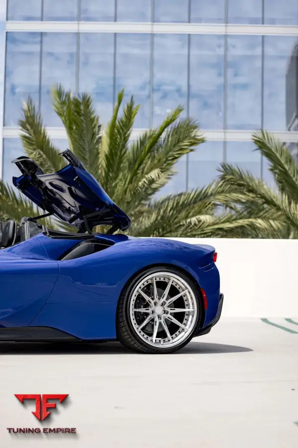 FERRARI SF90 FORGED WHEELS AND EXHAUST SYSTEM