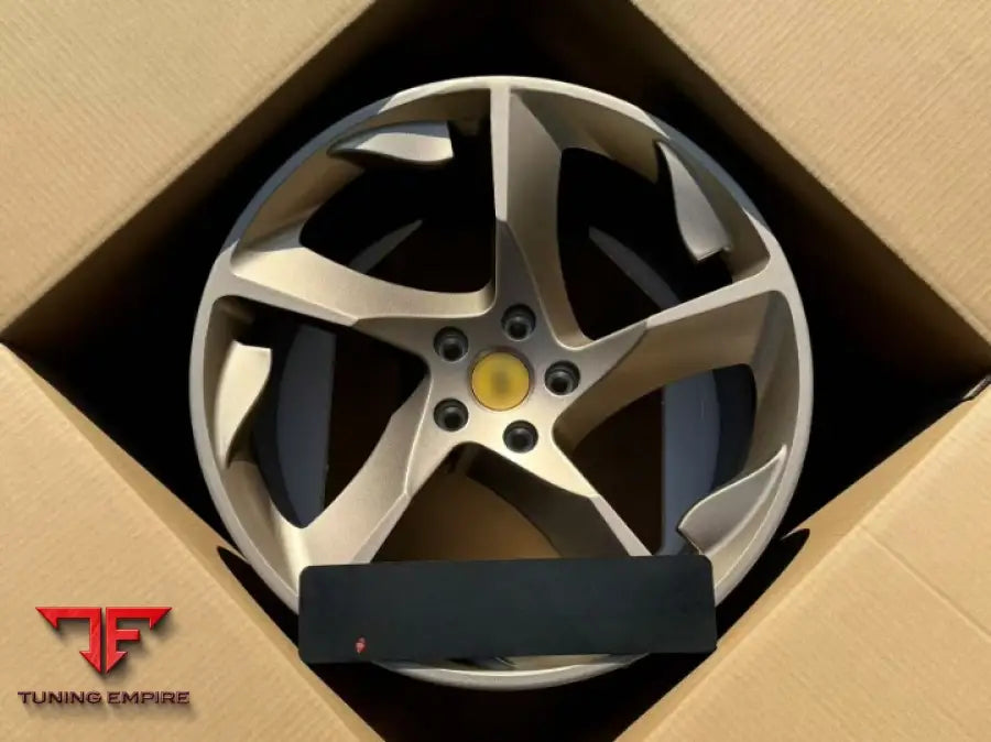 FERRARI SF90 STRADALE WHEELS