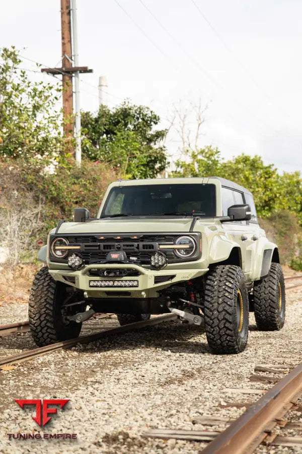 FORD BRONCO RAPTOR WHEELS AND EXHAUST SYSTEM