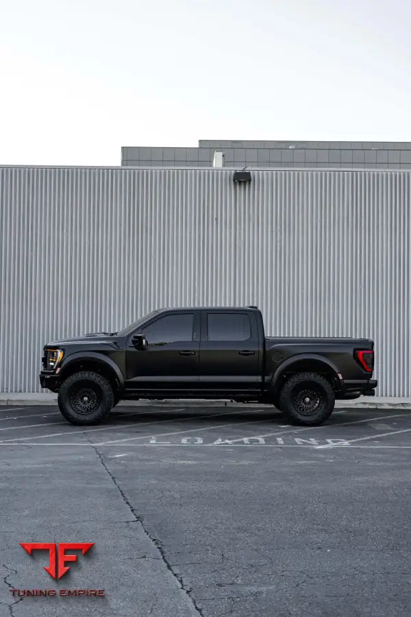 FORD F-150 RAPTOR R FORGED WHEELS AND EXHAUST SYSTEM