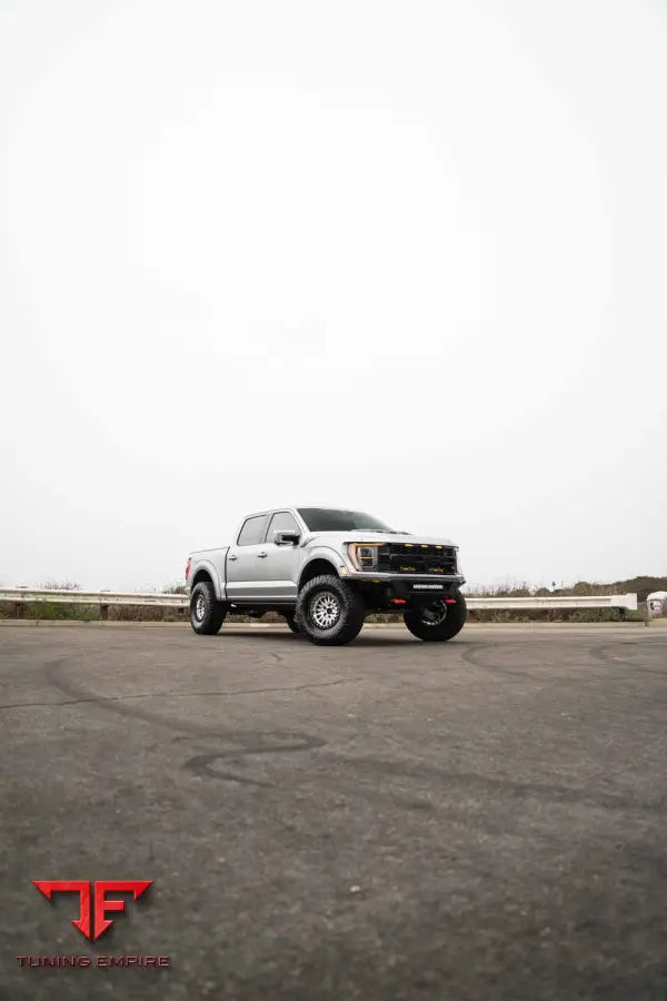 FORD F-150 RAPTOR R FORGED WHEELS AND EXHAUST SYSTEM