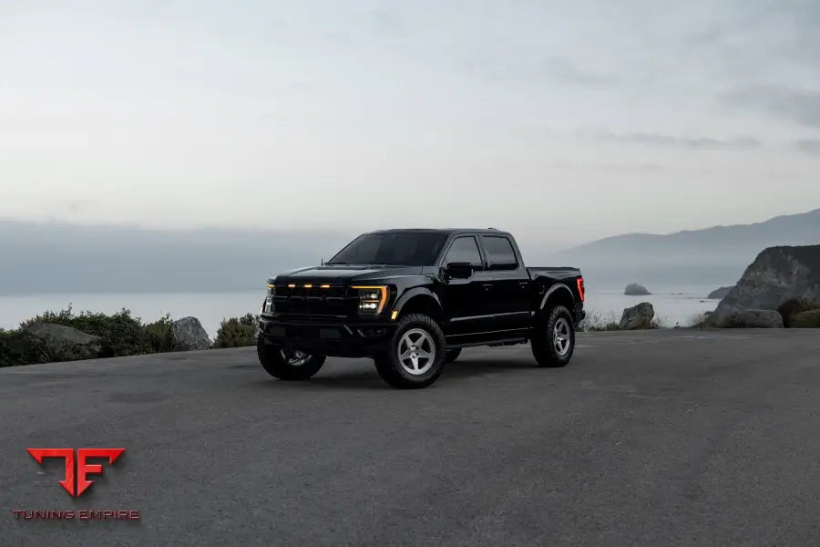 FORD F-150 RAPTOR WHEELS AND EXHAUST SYSTEM